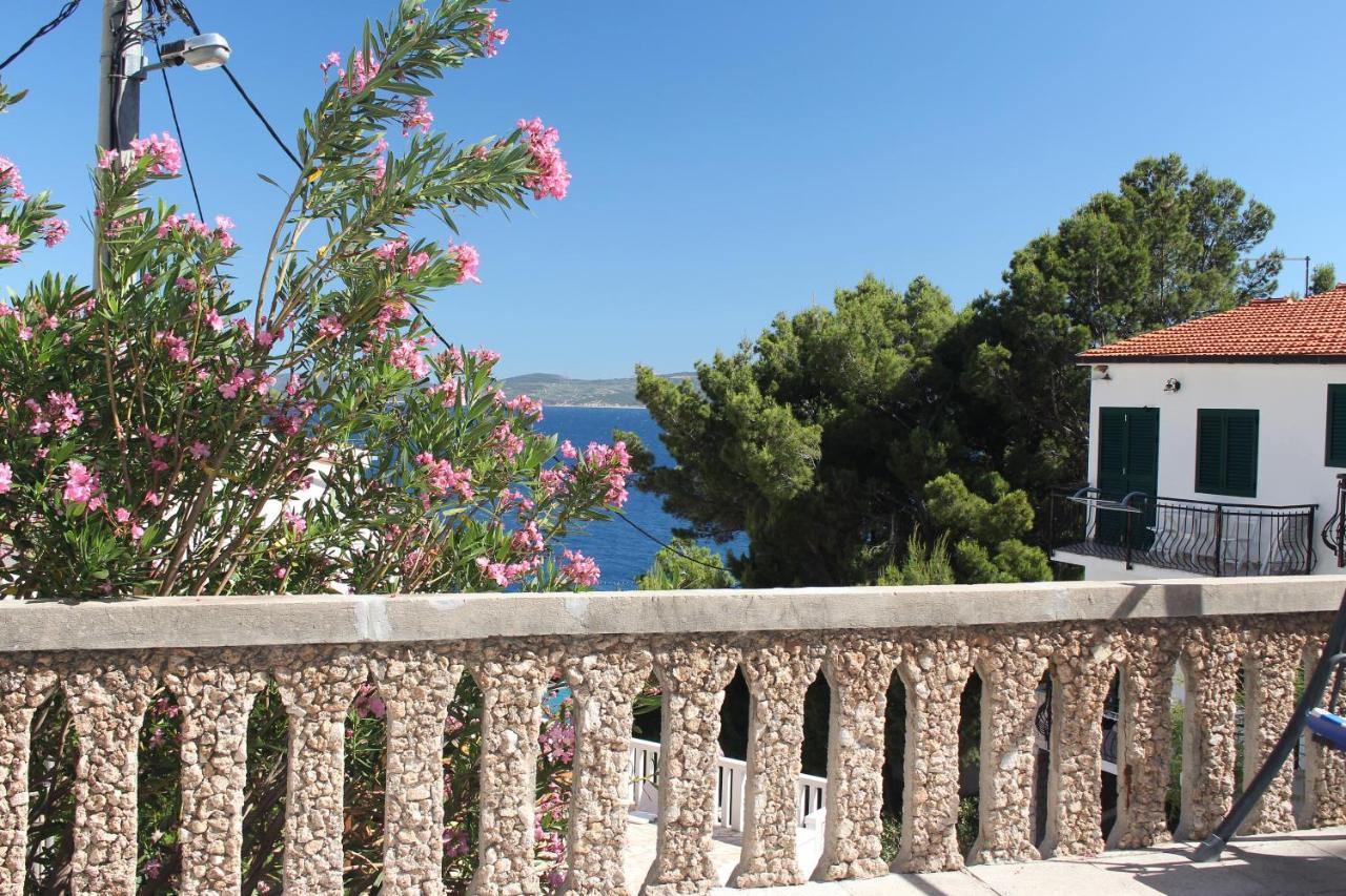 Zorana Apartment Mimice Luaran gambar