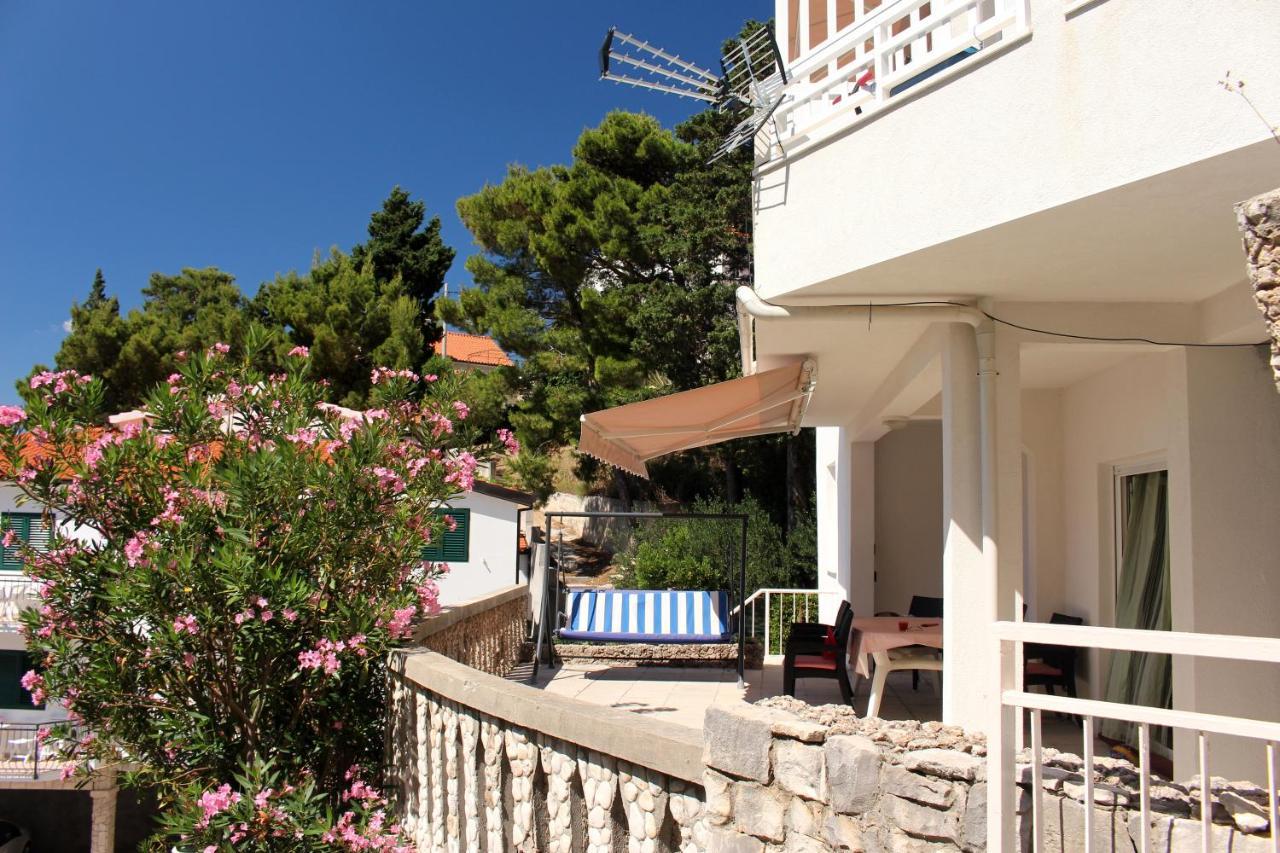 Zorana Apartment Mimice Luaran gambar
